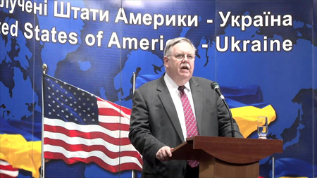 La crisis en Ucrania cambia los planes de Obama